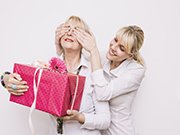 Neste ano, 39% dos brasileiros presentearão as mães com roupa, calçado ou acessório, ante 34% em 2017