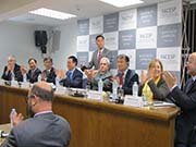 Vice-primeiro ministro do Vietnã participa de fórum de comércio e investimento na ACSP