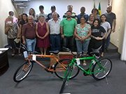 Acisb entrega prêmios do sorteio do Dia dos Pais