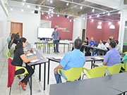 Projeto da ACE prepara empresários para vendas de alta performance