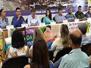 Acim participa de campanha e promove evento assistencialista