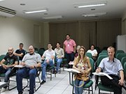 Empresários participam de curso sobre gestão financeira