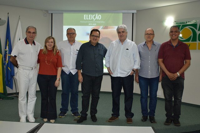 Valdeci Merlotti é reeleito presidente da ACV