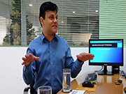 Lojas podem funcionar  qualquer dia e hora