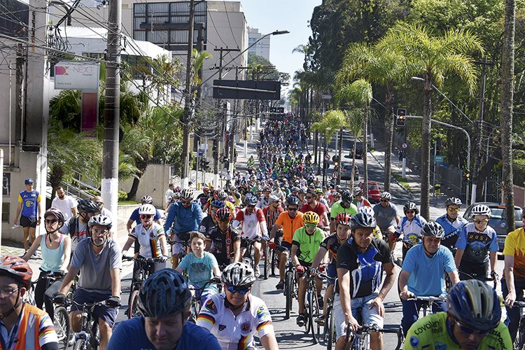 Núcleo de Ciclismo da Acisa realiza pedalada