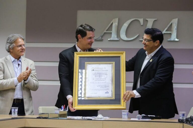 ACIA recebe visita histórica do governador Cauê Macris
