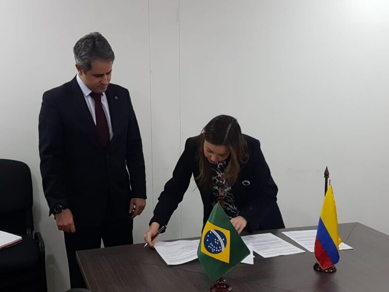 Brasil e Colômbia assinam acordo para adotar Certificado de Origem Digital
