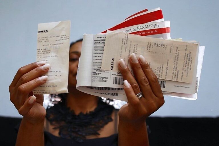 FGTS:  Pagar dívidas ajuda o varejo, diz associação comercial