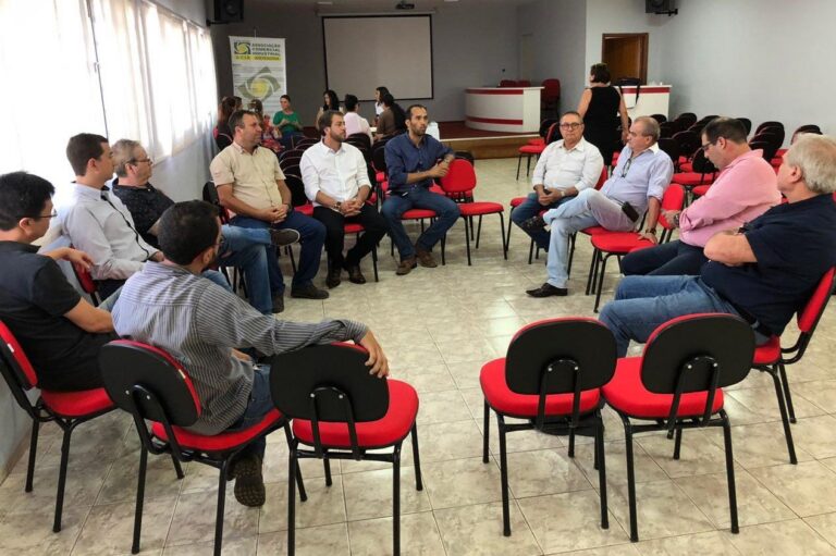 Alfredo Cotait visita ACs da RA 13 e participa de Café com Empresários