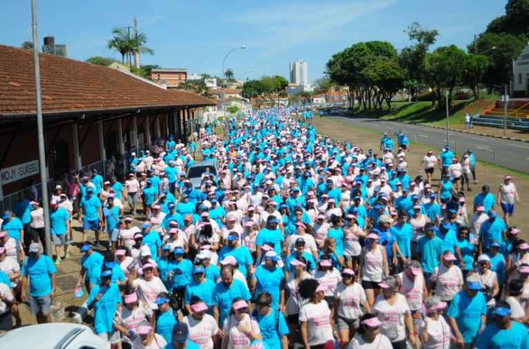 Grande público participa da Caminhada Azul e Rosa 2019