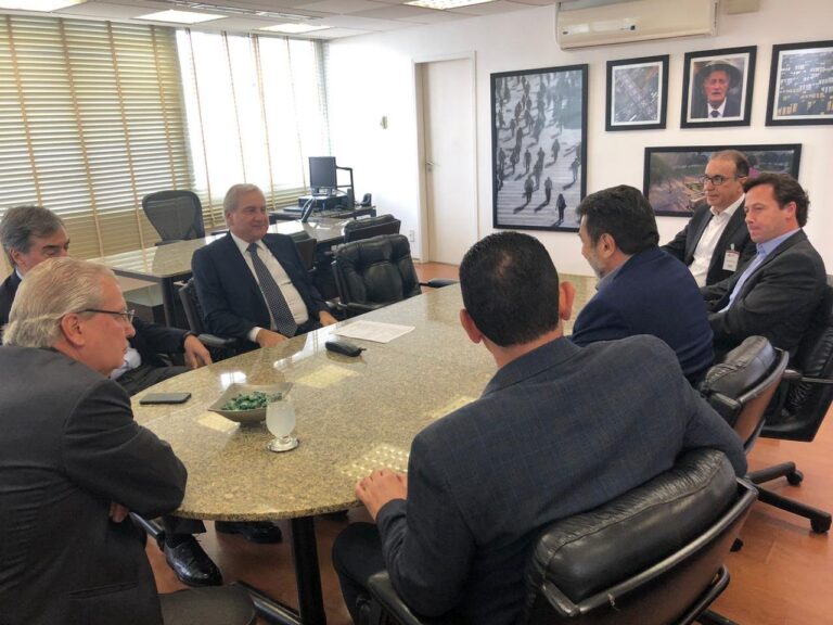 Presidente da Facesp recebe diretoria da Acisjc São José dos Campos
