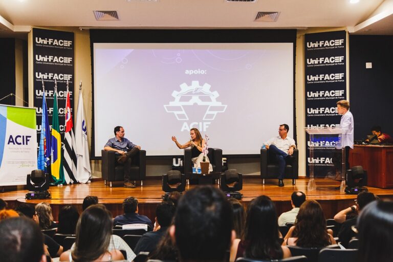 Franca Tec Day atrai público de 300 pessoas