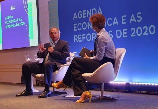 Ministro Paulo Guedes afirma que reforma administrativa chega ao Congresso em até duas semanas