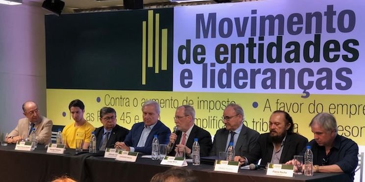 Em ato, empresários e entidades defendem diálogo com Congresso sobre PEC 45