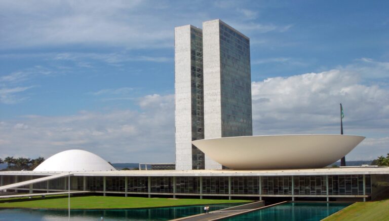 Ofício ao Senado: Facesp demonstra preocupação com projeto de revogação de isenção tributária
