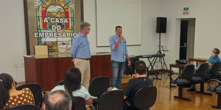 ACE Catanduva realiza reunião para a Campanha Natal Solidário