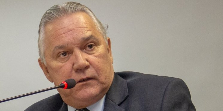 Ary Russo: “Argumentar com o governo sobre fase vermelha é fazer careta pra cego”