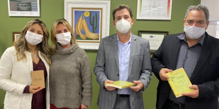 CMEC leva projeto de distribuição de absorventes nas escolas a demais municípios do Estado