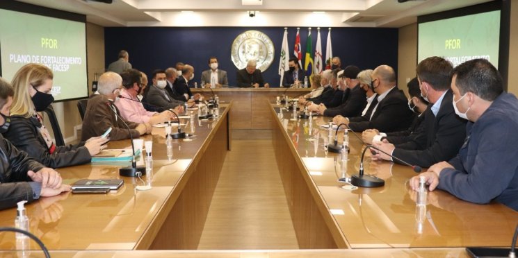 Caravana do PFor: Facesp investe no fortalecimento da rede de Associações Comerciais