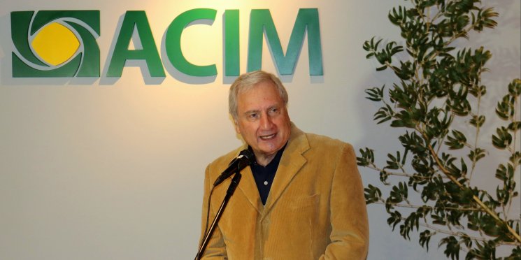 Presidente da Facesp, Alfredo Cotait, sexta-feira em Marília