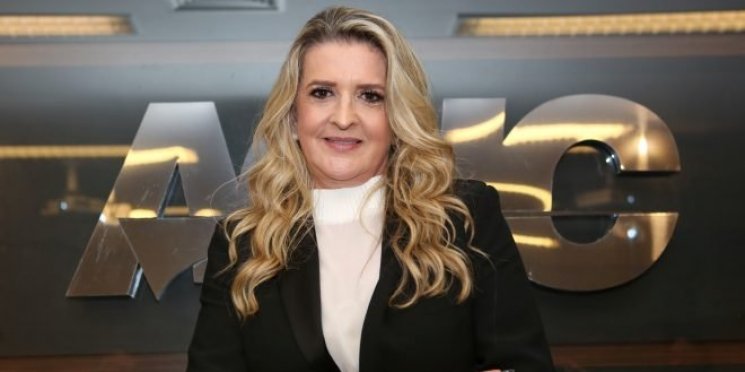 Tecnologias factíveis e humanização ditam o varejo 2022, por Adriana Flosi