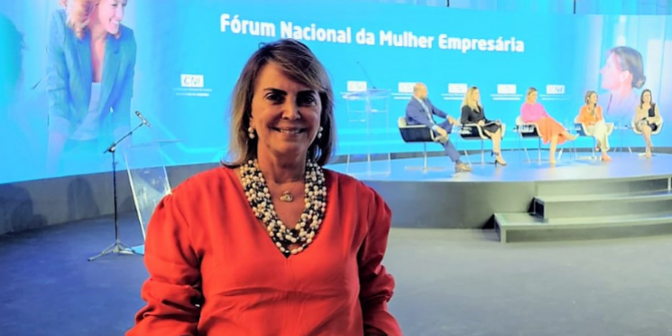 Presidente do CMEC toma posse como conselheira do Fórum Nacional da Mulher Empresária