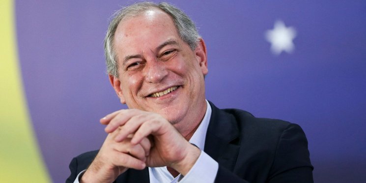 Ciro Gomes participa de Ciclo de Debates