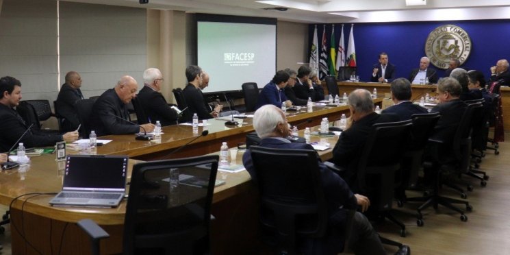 Facesp debate novos caminhos para sustentabilidade e crescimento das Associações Comerciais