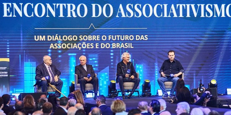 Caiado e Kassab propõem atualização do Simples, reforma administrativa e voto distrital em encontro com empreendedores